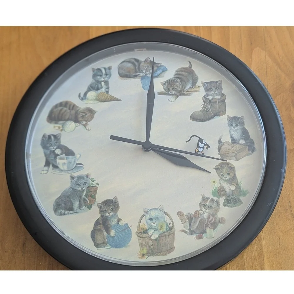 Vintage Style Kitten Wall Clock Black Round Analog Clock 10in